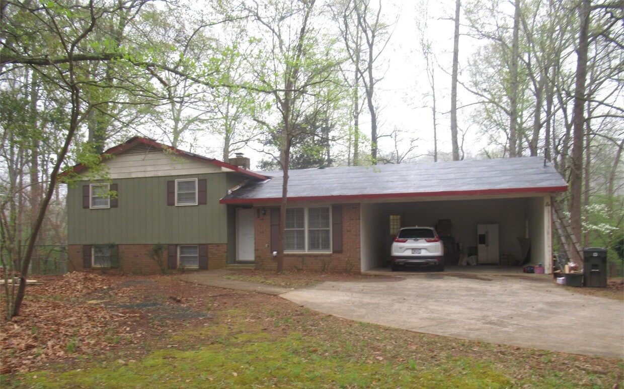 Primary Photo - 340 Caldwell Cir