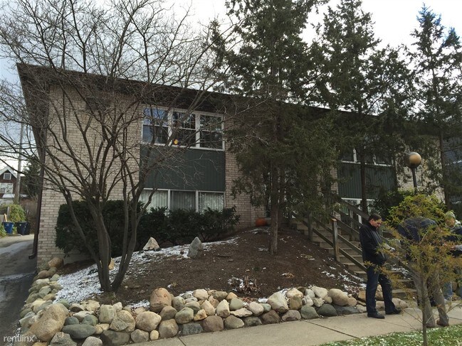 Building Photo - 512 N Ashley St