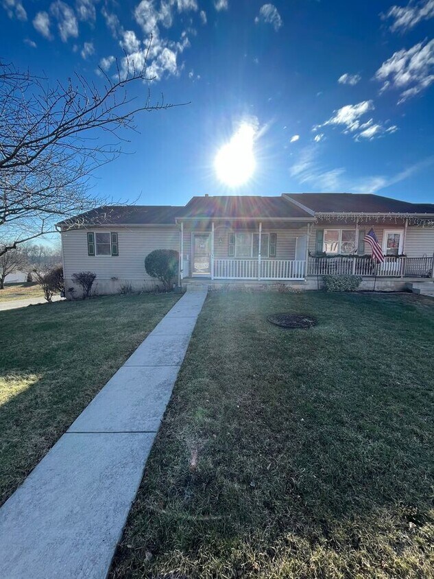 45 Evergreen Terrace, Manchester, PA 17345 House Rental in Manchester