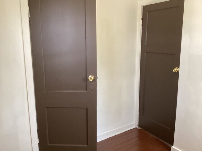Foto del edificio - 4947 N 54th St