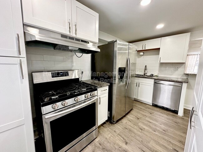 Photo - 814 Greensburg Pike House