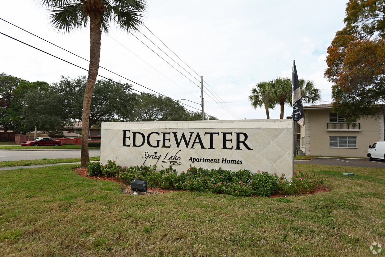 Edgewater Apartaments - Edgewater Apartments