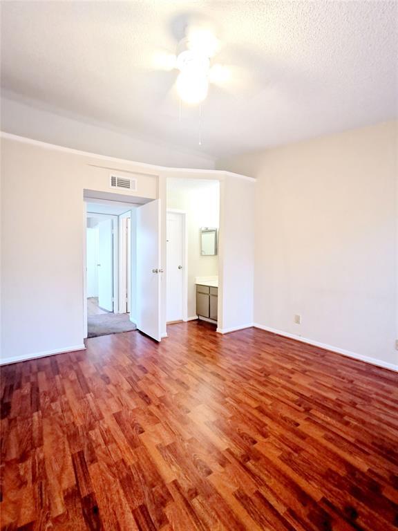 Foto del edificio - 7575 Cambridge St