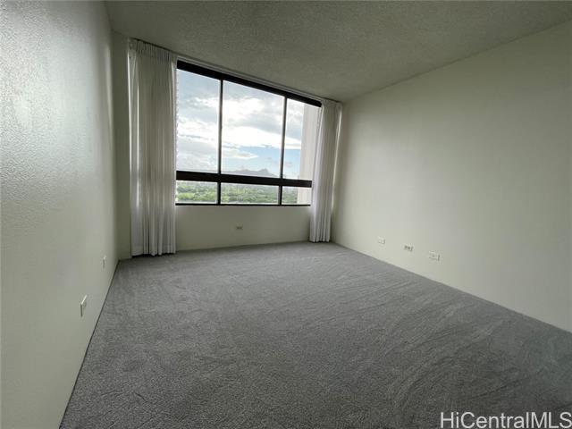 Foto del edificio - 2499 Kapiolani Blvd