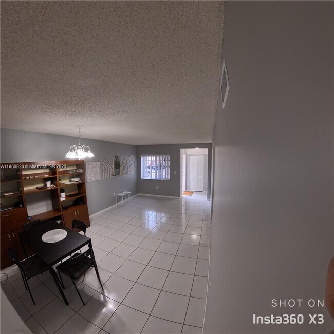 Foto del edificio - 13165 SW 64th Terrace