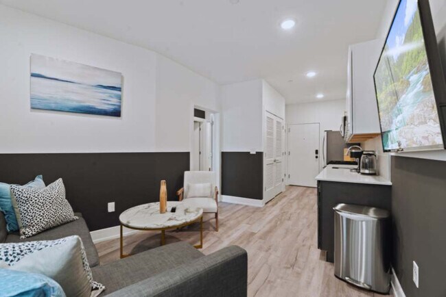 Foto del edificio - 1214 N American St