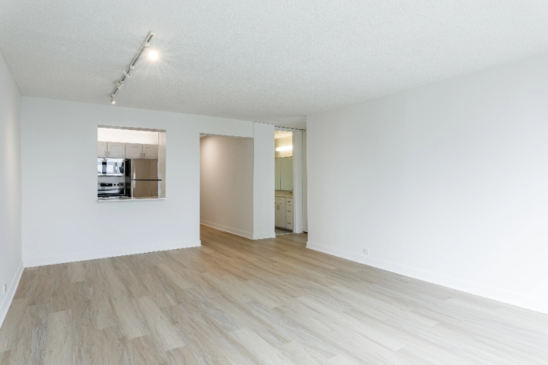 Photo - 211 E Wacker Dr (Chicago, IL)