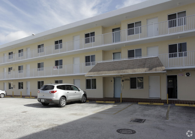 2701 SW 10th St - Apartamentos Gijon