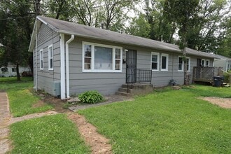 Building Photo - 2407-2407 Flint Hills Dr