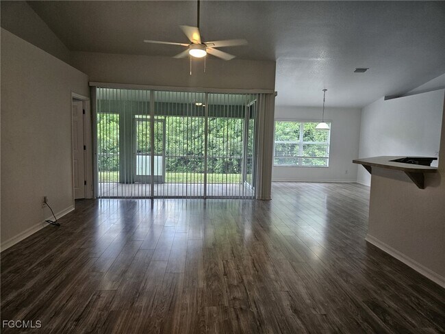 Foto del edificio - 1816 Lockhaven Ct