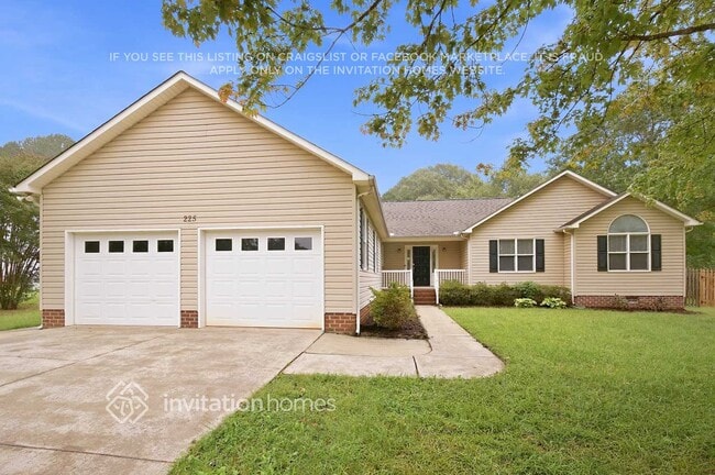 Building Photo - 225 Bonaventure Dr