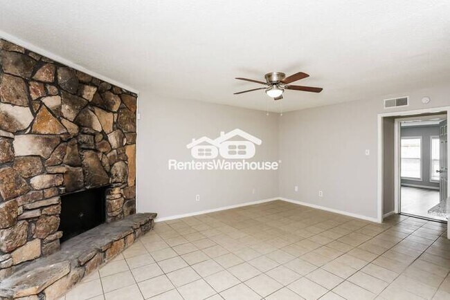 Foto del edificio - Renovated East Memphis Home MOVE IN READY!