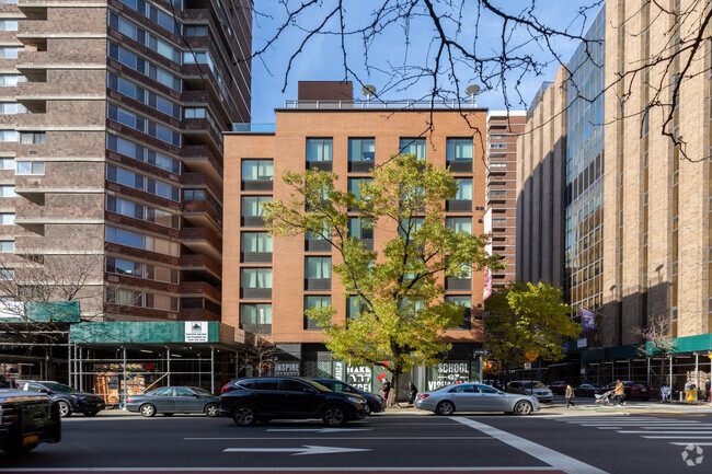 Building Photo - 24th Street Residence