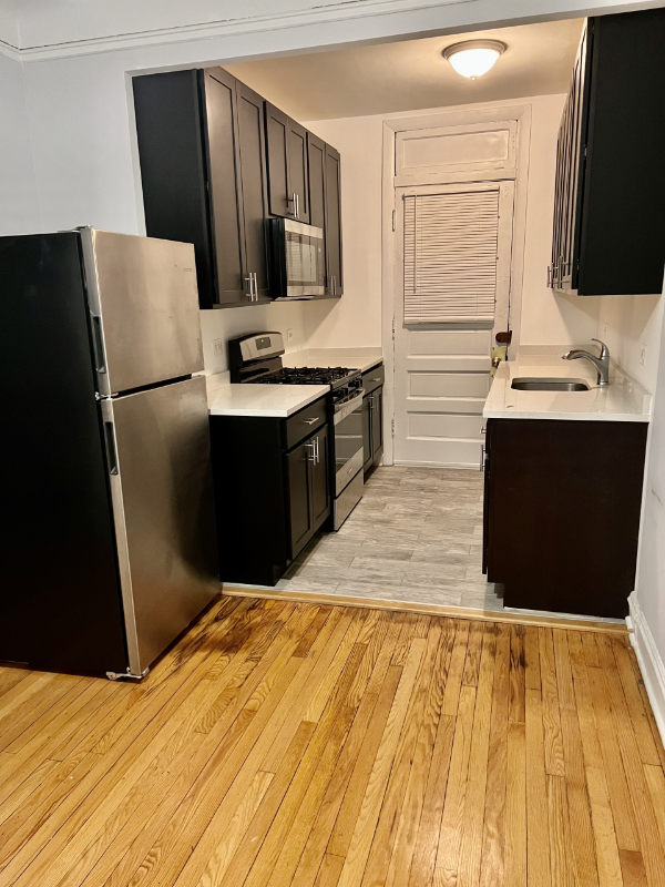 Foto del edificio - 3157 N Hudson Ave
