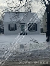 Building Photo - 16004 Throckley Ave