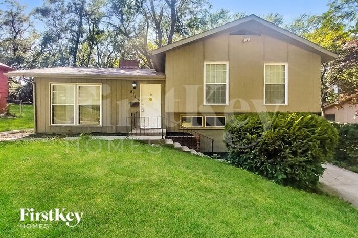 Primary Photo - 9714 Bennington Ave