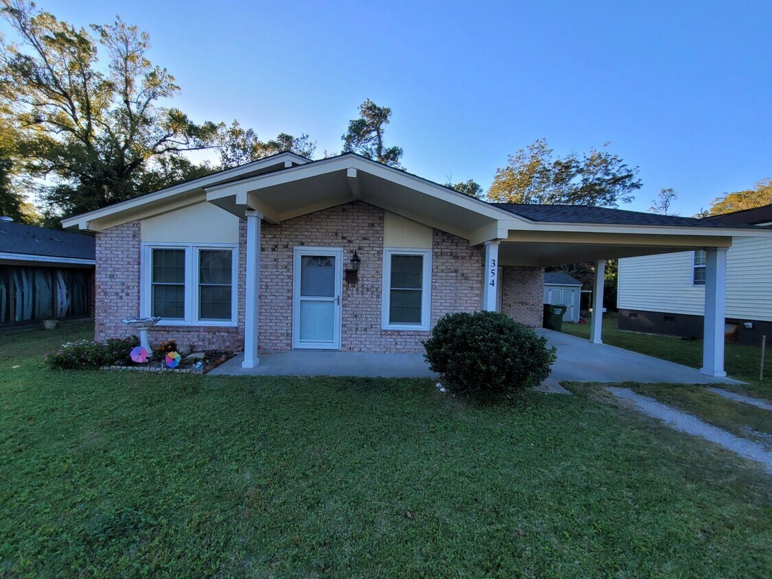 Introducing a charming brick house nestled... House Rental in