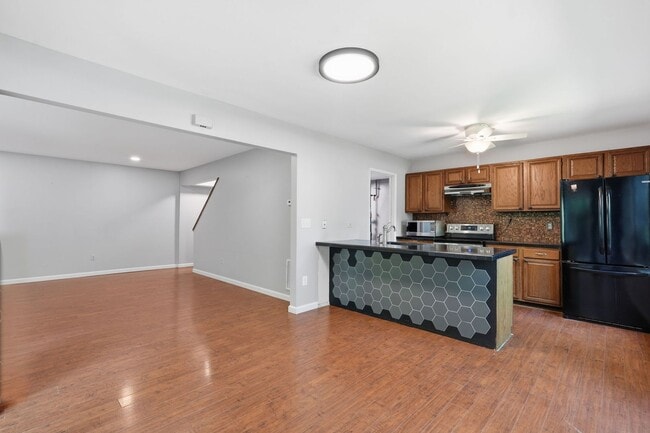 Building Photo - 3103 Babashaw Ct