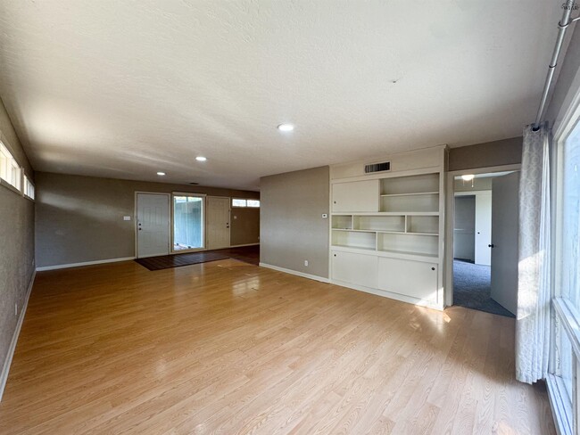Foto del edificio - 4409 McCrory Ave