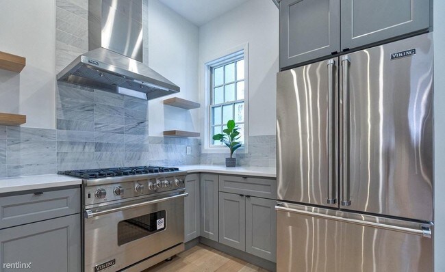 Building Photo - 4 br, 5 bath Townhome - 1513 Lombard Street