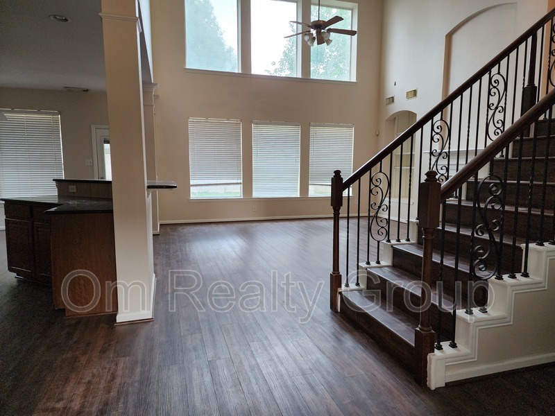 Foto del edificio - 5307 Dandelion Meadow Ln