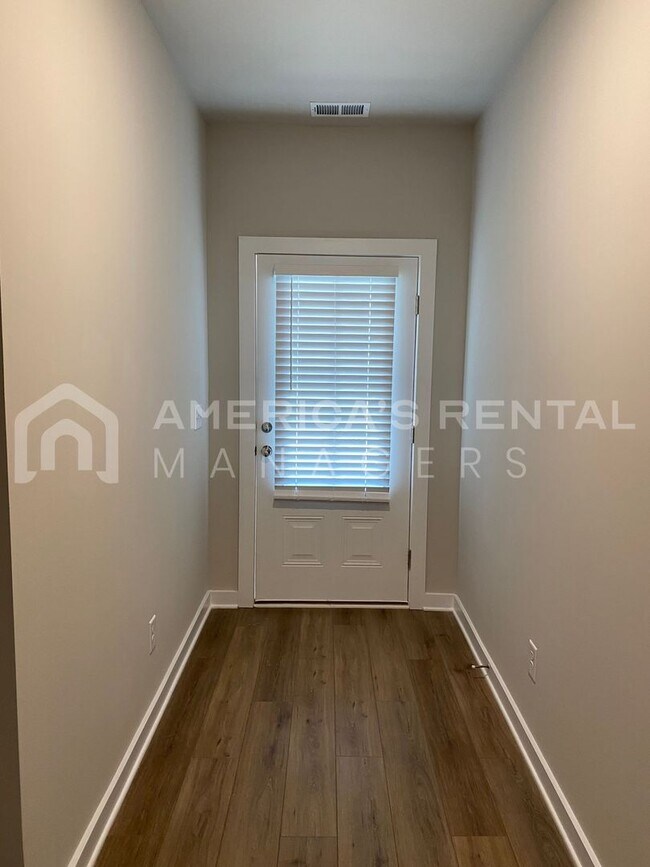 Foto del edificio - Home for Rent in Odenville, AL! Available to View with 48 Hours Notice!!