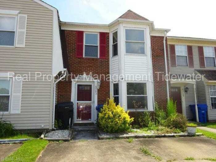 5203 Westhaven Crescent, Virginia Beach, VA 23464 House Rental in