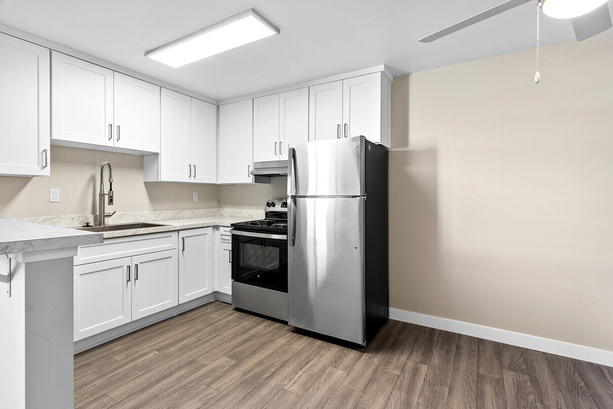 Terre at Sandalwood Apartments at 708 N Mollison Ave El Cajon, CA