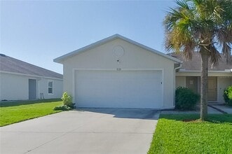 Building Photo - 9120 Aegean Cir