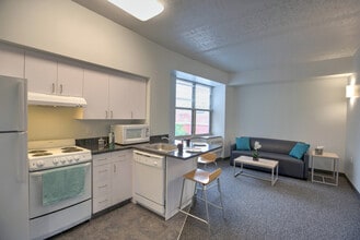 Building Photo - Collegetown Crossing - 307 College Ave