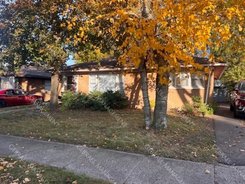 Foto del edificio - 3009 Menominee Ave