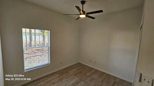 Foto del edificio - Fully Remodeled 3 Bedroom, 2 Bath Duplex w...