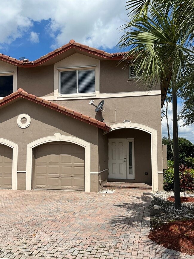 Building Photo - 3130 Coral Ridge Dr
