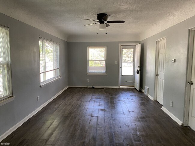 Foto del edificio - 3 br, 1 bath House - 1602 Knight Ave