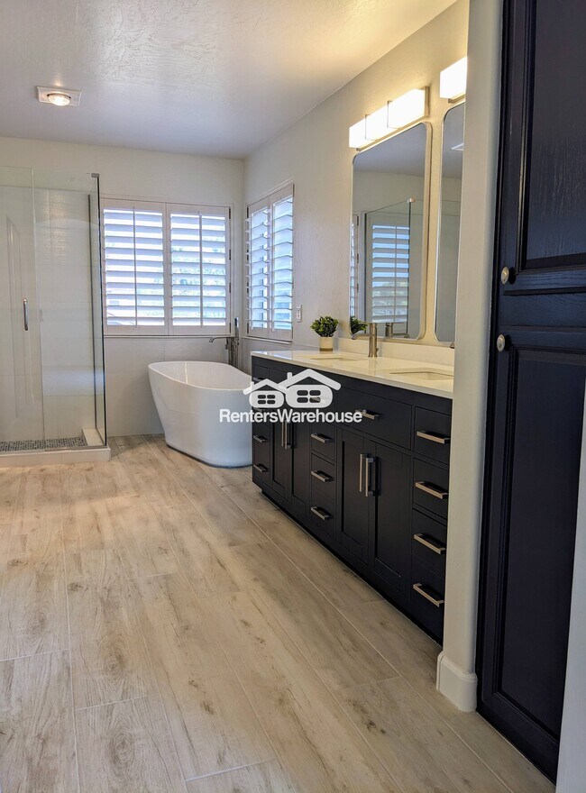 Building Photo - 6340 W Tonopah Dr