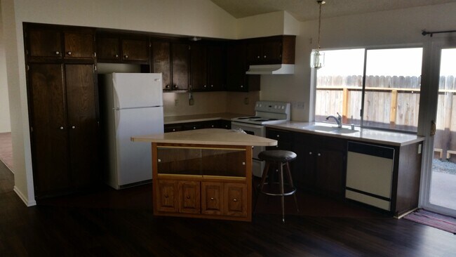 Foto del edificio - Mission Oaks Home