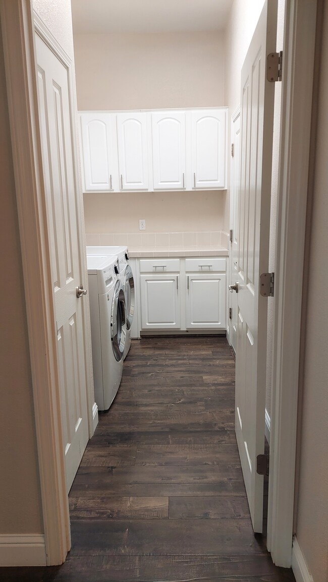 Building Photo - 3550 Saint Lucia Pl