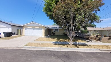 Building Photo - 7260 Gatewood Ln