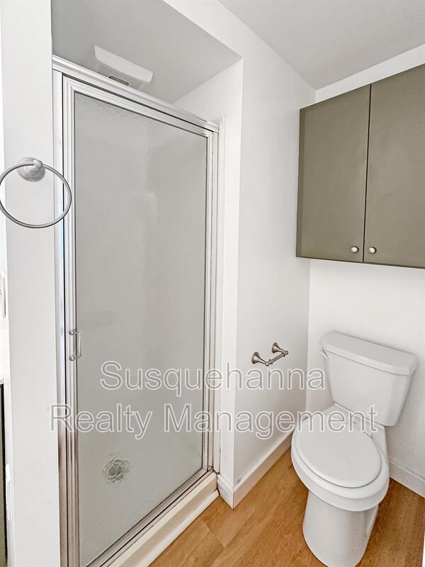 Foto del edificio - 169 Engle Ln