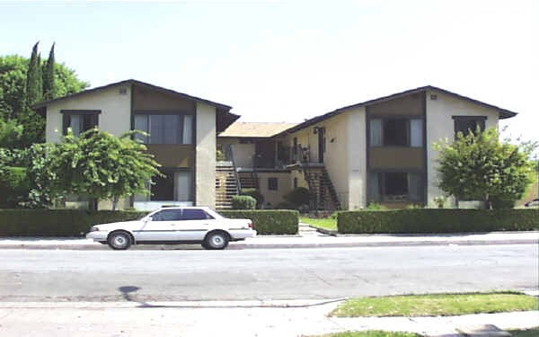 Foto del edificio - 7887 10th St
