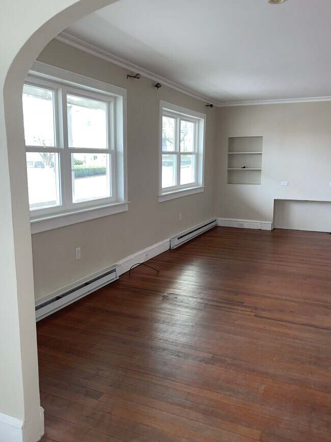 406 S Main St Unit 1, Taylor, PA 18517 Apartments in Taylor, PA