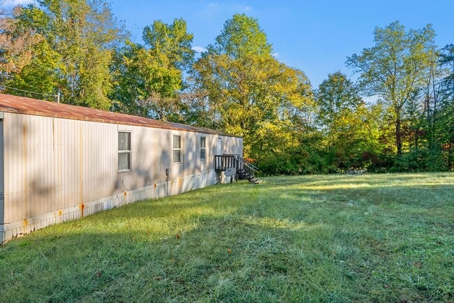 Building Photo - 1845 Evans Rd