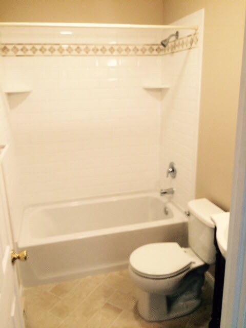 Foto del edificio - 122 E Moreland Ave