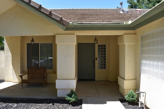 Foto del edificio - 6310 Diamond Ct