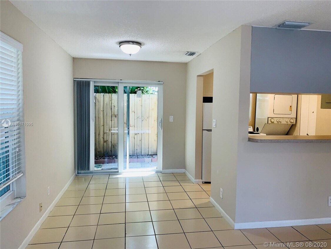 Primary Photo - 600 N Rio Vista Blvd