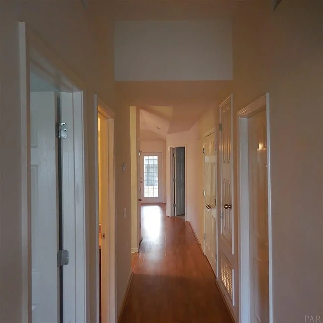Building Photo - 1487 Dunhurst Dr