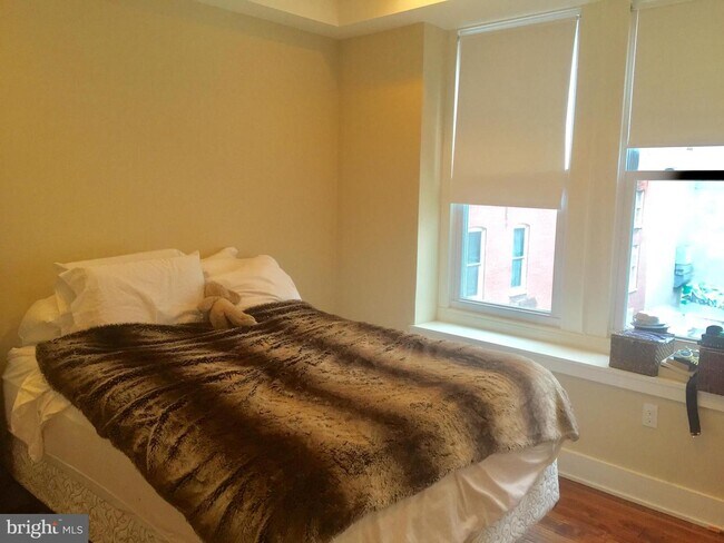 Foto del edificio - 131 S 13th St