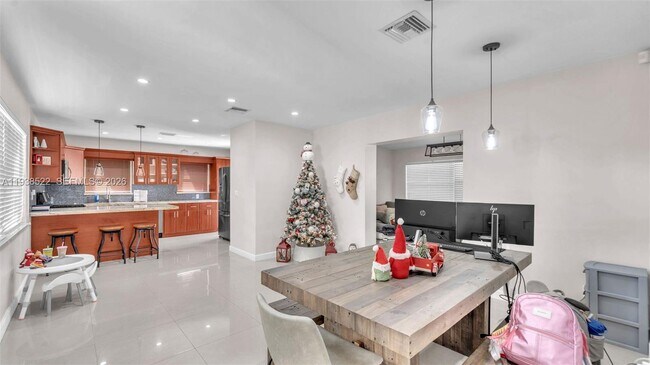 Foto del edificio - 8261 SW 27th St