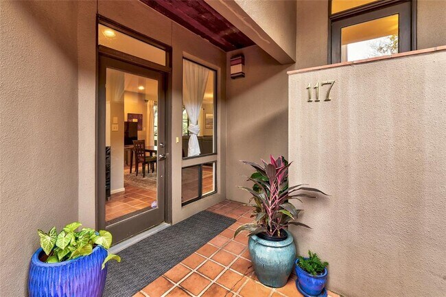 Foto del edificio - 1735 Spyglass Dr