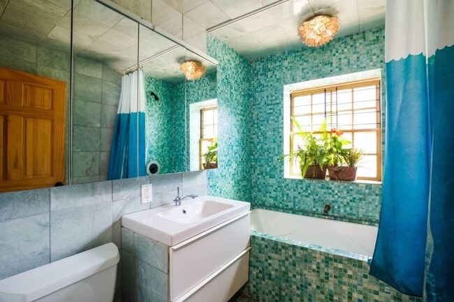 Foto del edificio - 125 Wolcott St